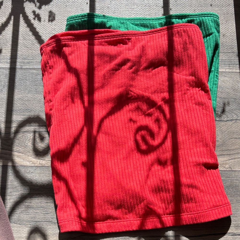 Old Navy Red and Green Ribbed Skirts